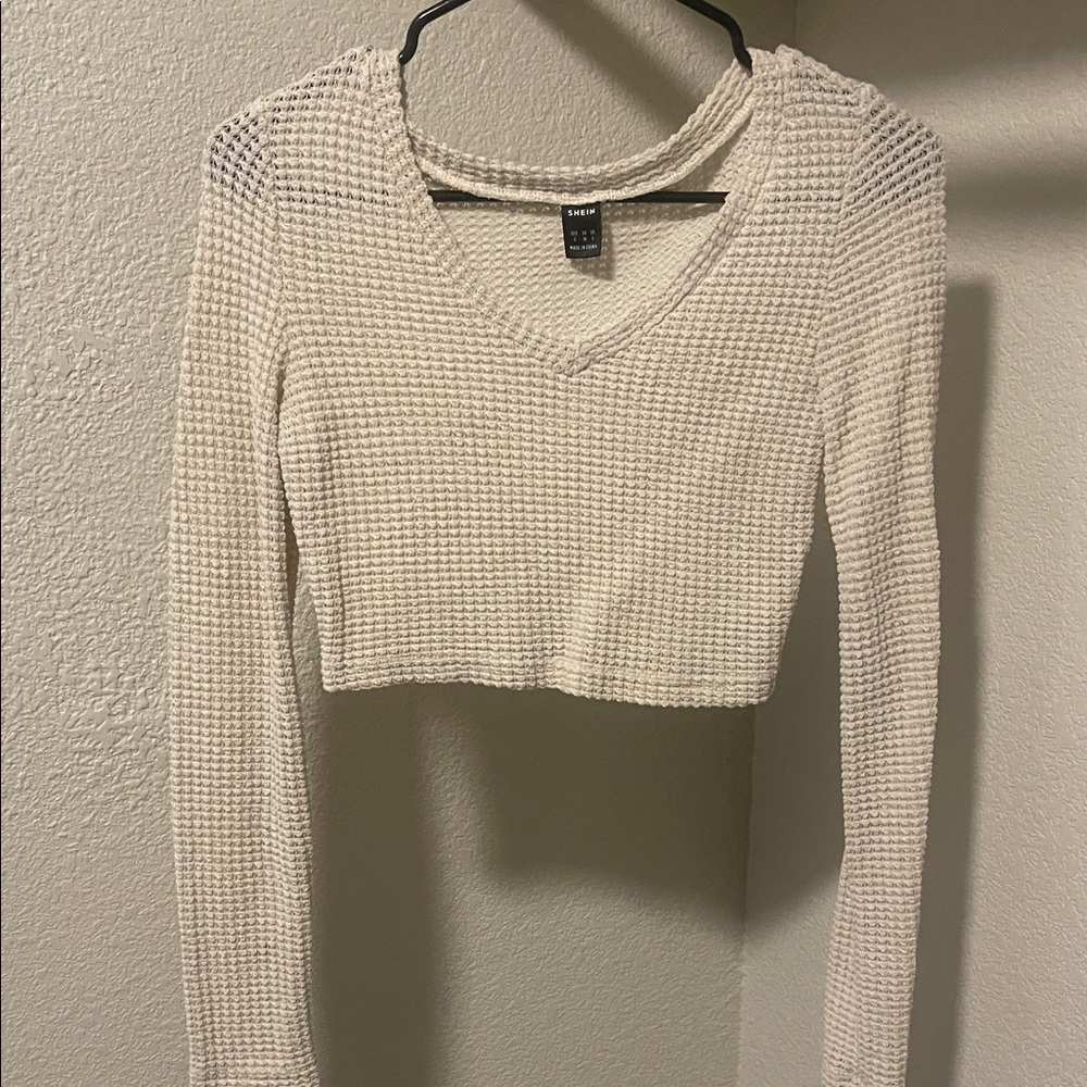 SHEIN Cream Knit V-Neck Crop Top
